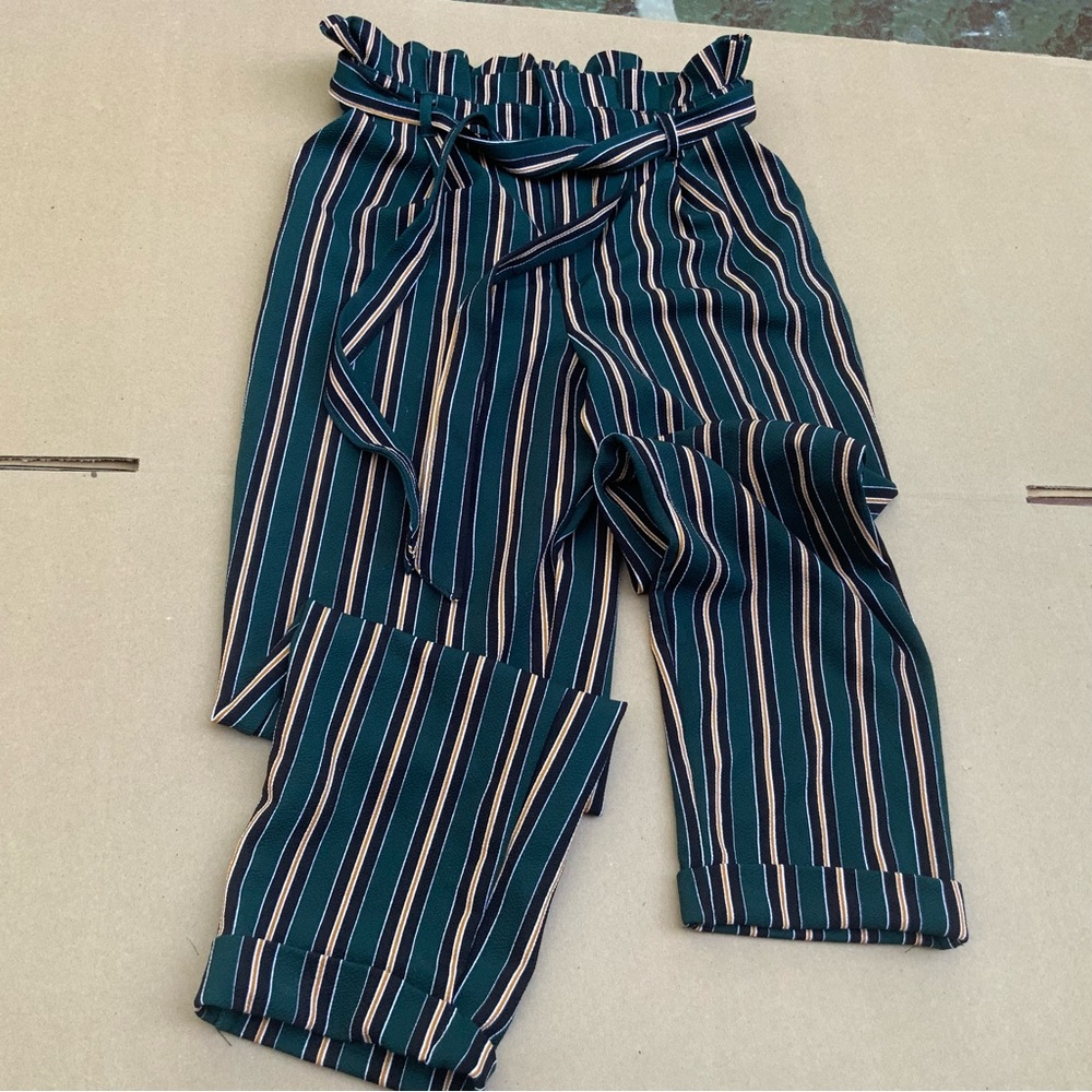 A F Studio Paperbag Stripe Cuffed Pant Size Medium